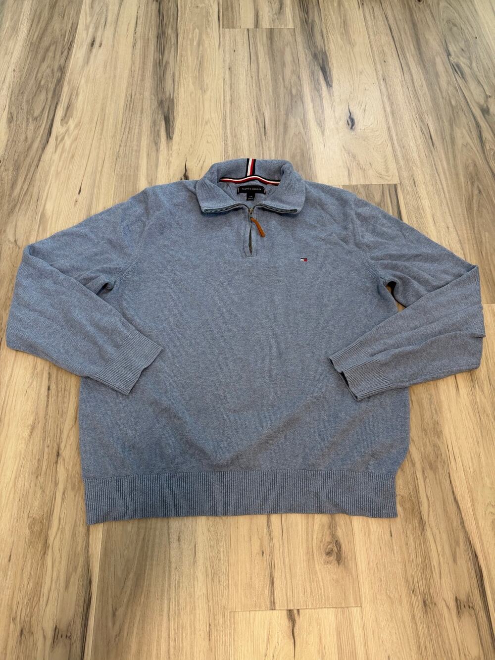 Men's Tommy Hilfiger Light Blue Quarter Zip Pullover Sweater Size Large Knit